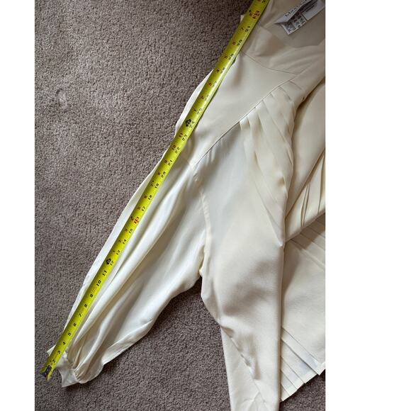 Max Mara 100% Silk Blouse Ivory Pleated Top Quiet Luxury Old Money Retro Classic - Picture 6 of 6